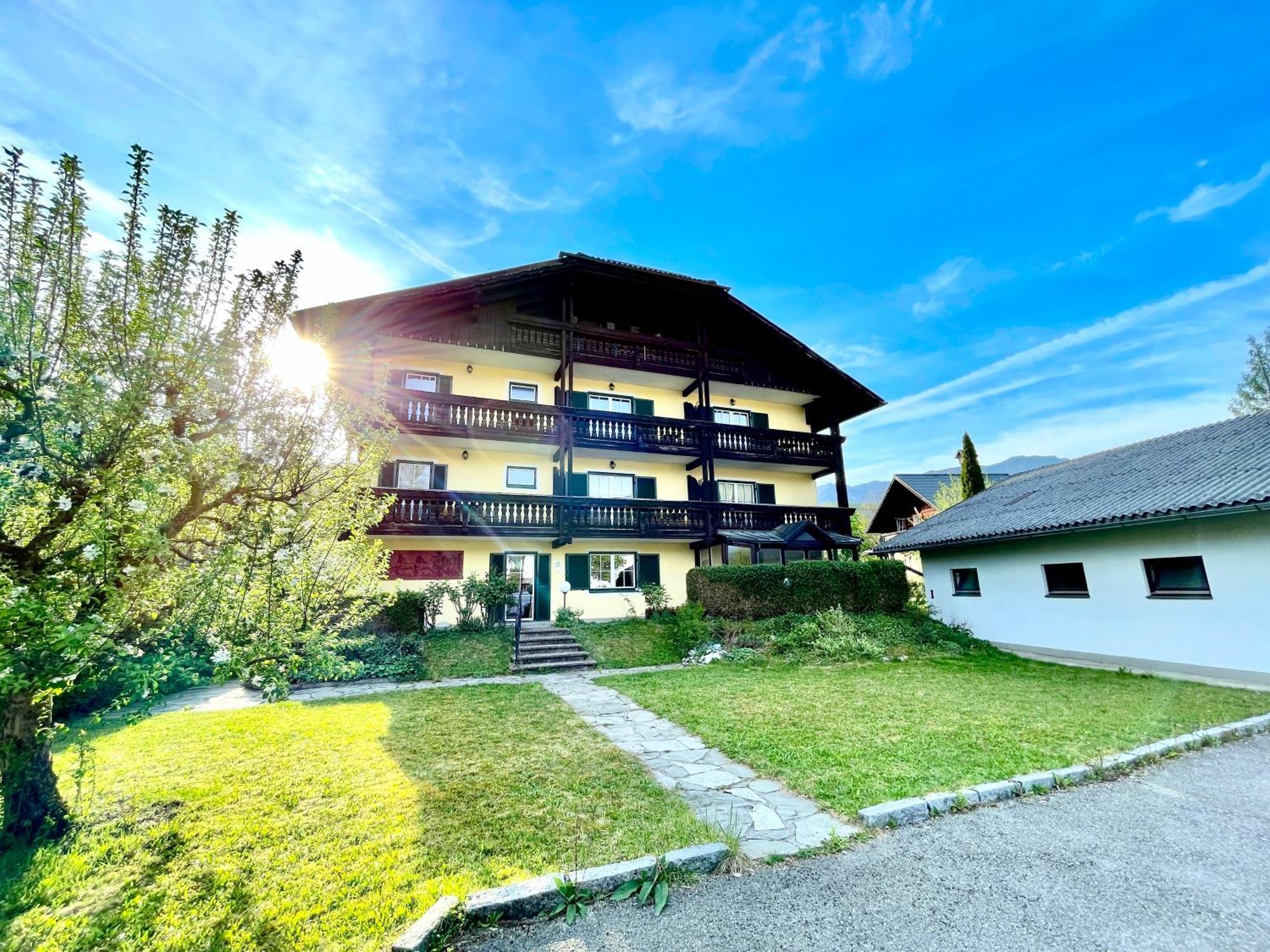 Whats-App Self-Check-In - Villa Maria Theresia Bad Goisern Luaran gambar