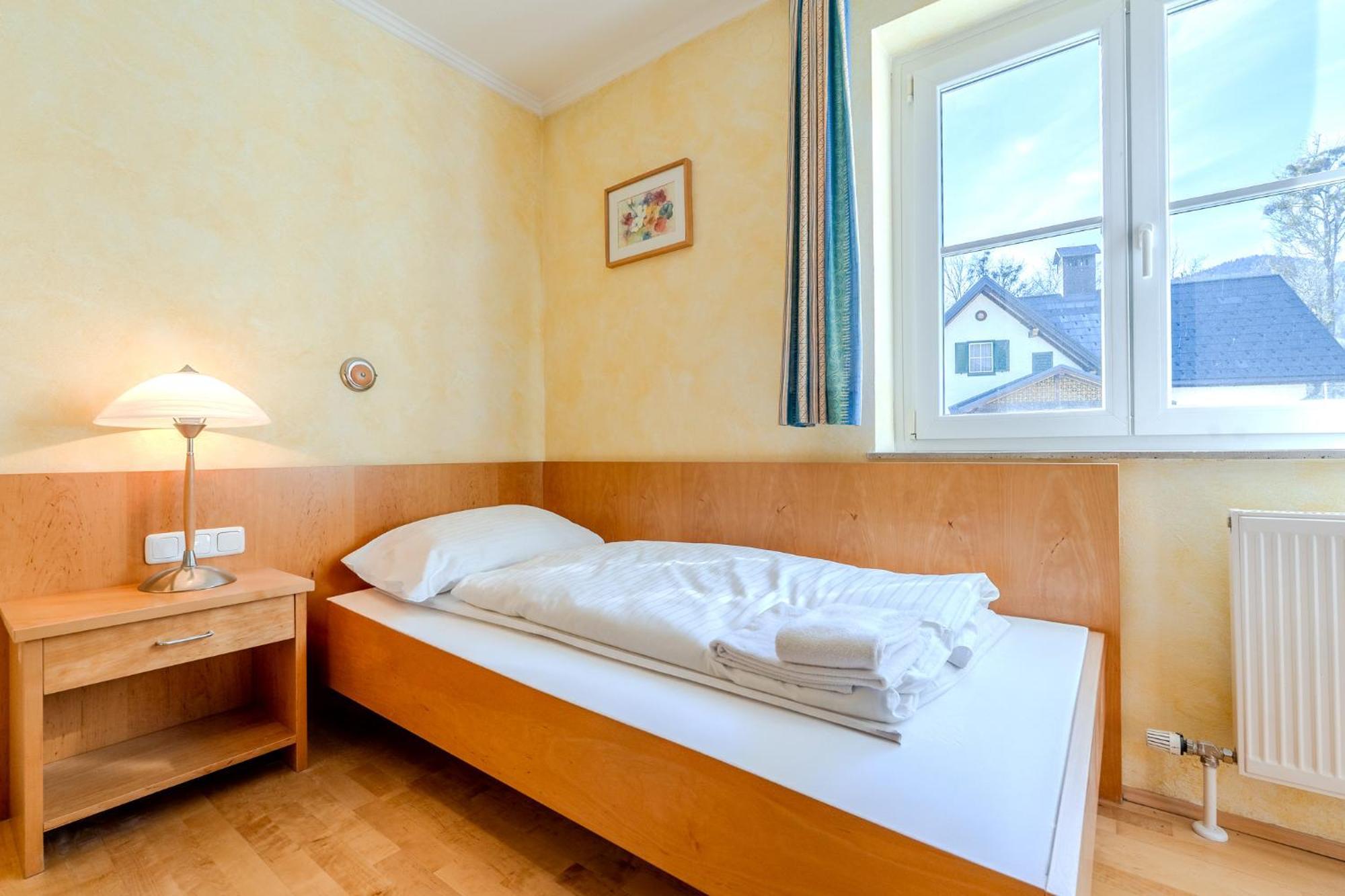 Whats-App Self-Check-In - Villa Maria Theresia Bad Goisern Bilik gambar